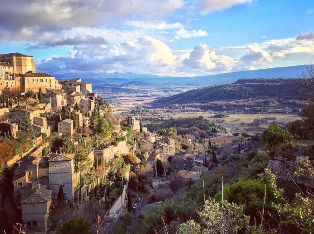 Gordes countryside sm